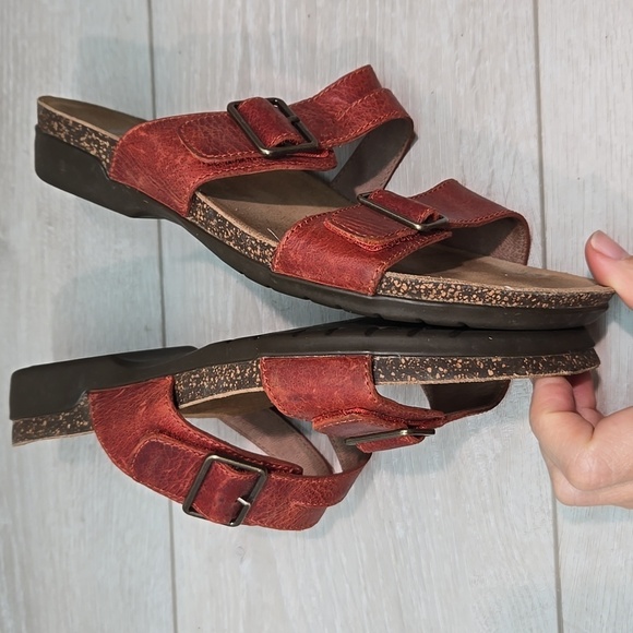 Dansko Women Leather Sandals Shoes Sz 39/8.5-9 - Picture 9 of 13